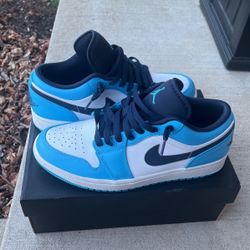 Air Jordan 1 Low “UNC” 