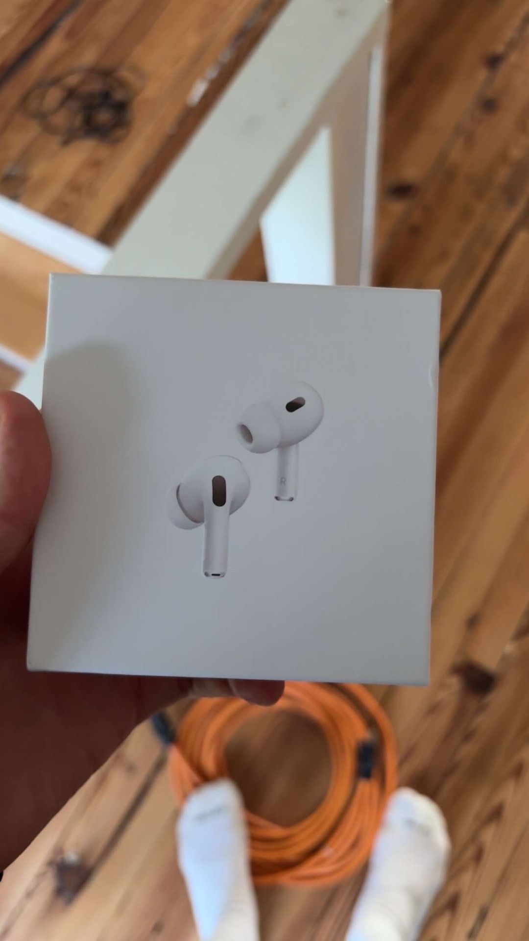 Apple Airpods pro 2nd generation with MagSafe charging case.(refurbished)