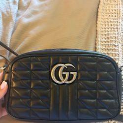 GUCCI Marmont bag black leather