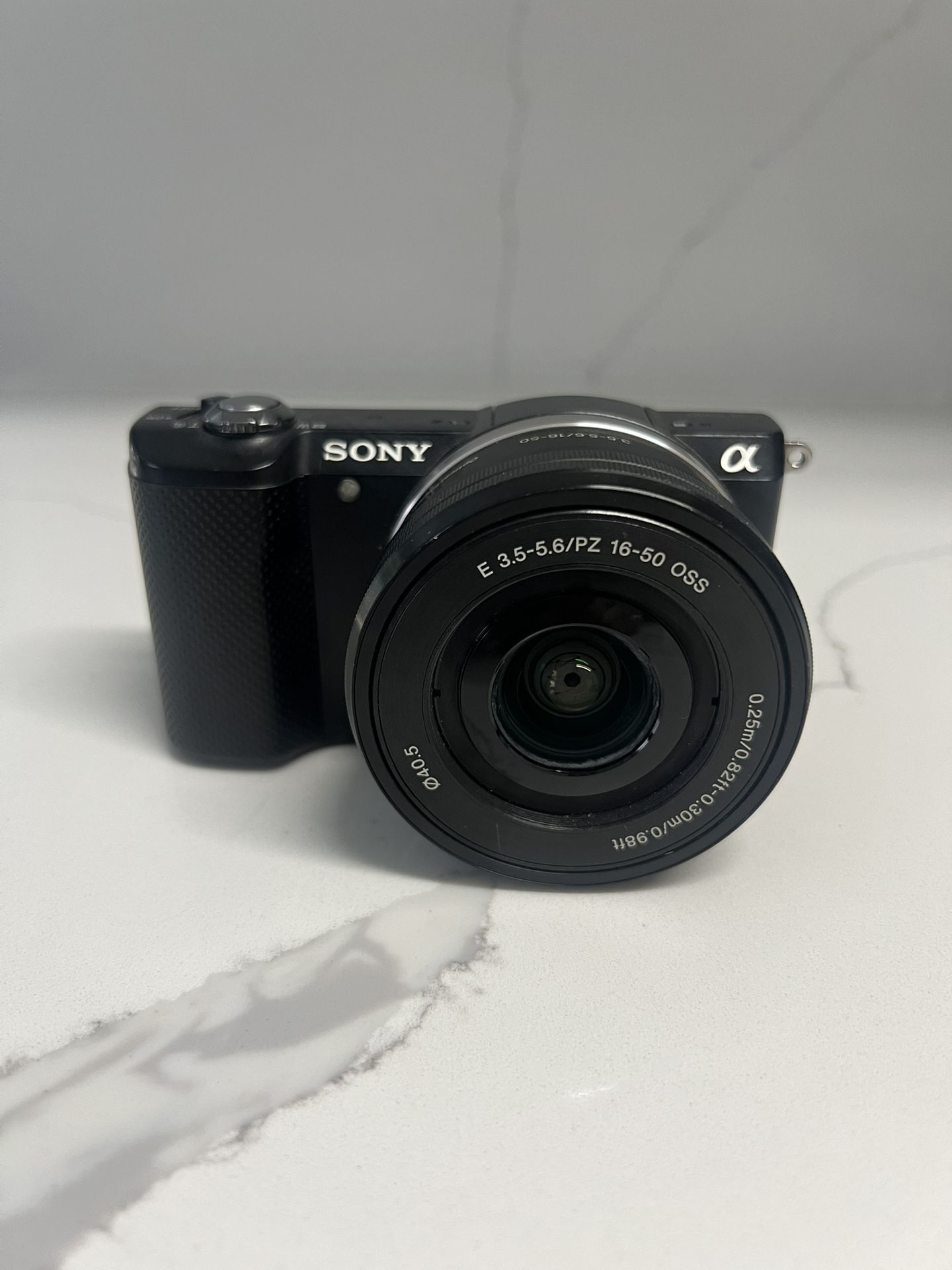 Sony a5000