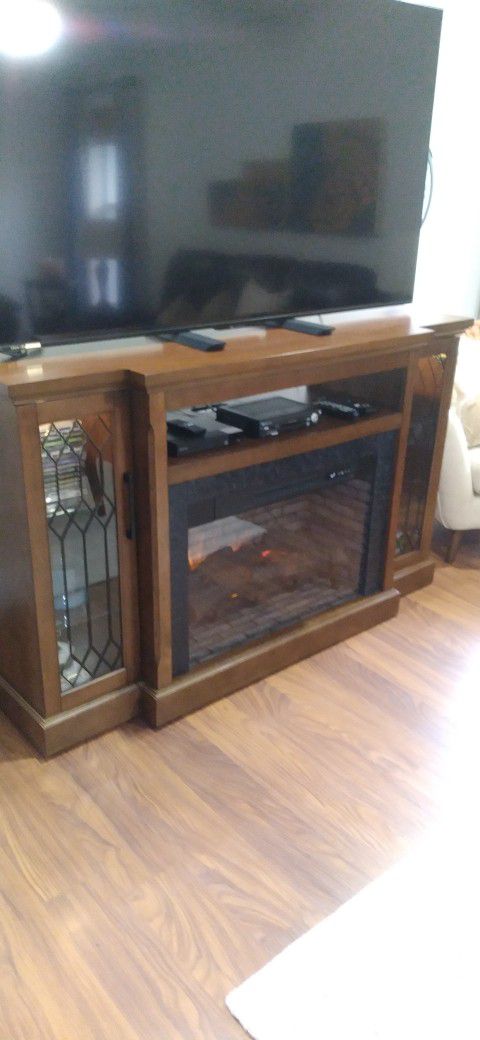 Electric Fireplace/T.V Consol 