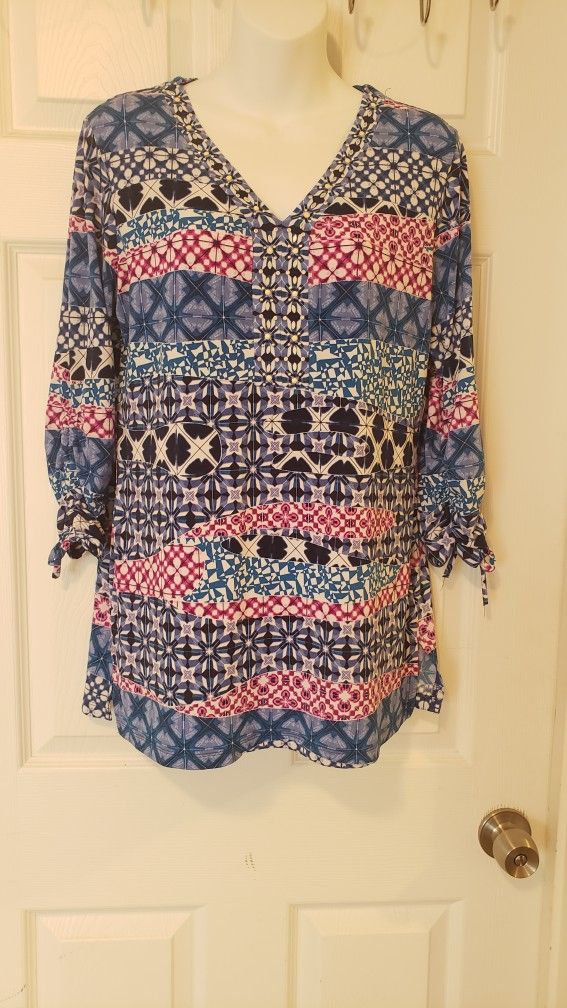 Women's Top Size Small