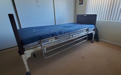 Invacare Full Electric Hospital Bed Frame G-Series G5510 + Two Sets of Rails