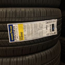 Goodyear Eagle Touring 245/45r19
