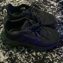 Kids Adidas Sneakers Size 13.5k 