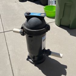 Pool filter grande in good condition