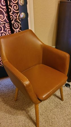 Accent Chair, Medium Size