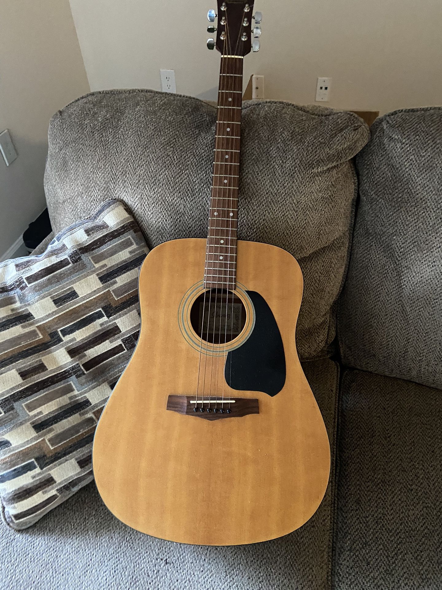 Acoustic Guitar