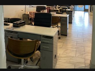 Duel nail desk