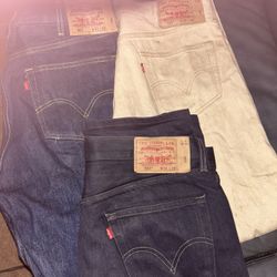 Men’s Levi 501 Jeans Sz .36 And Sz .42