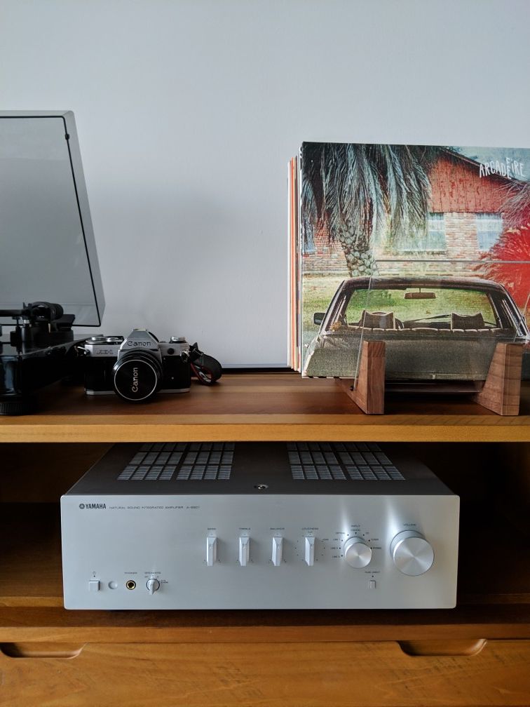 HiFi 2 Channel Stereo - integrated Amp and speakers