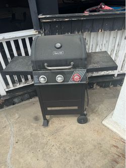FREE Grill Dyna Glo 3 burners
