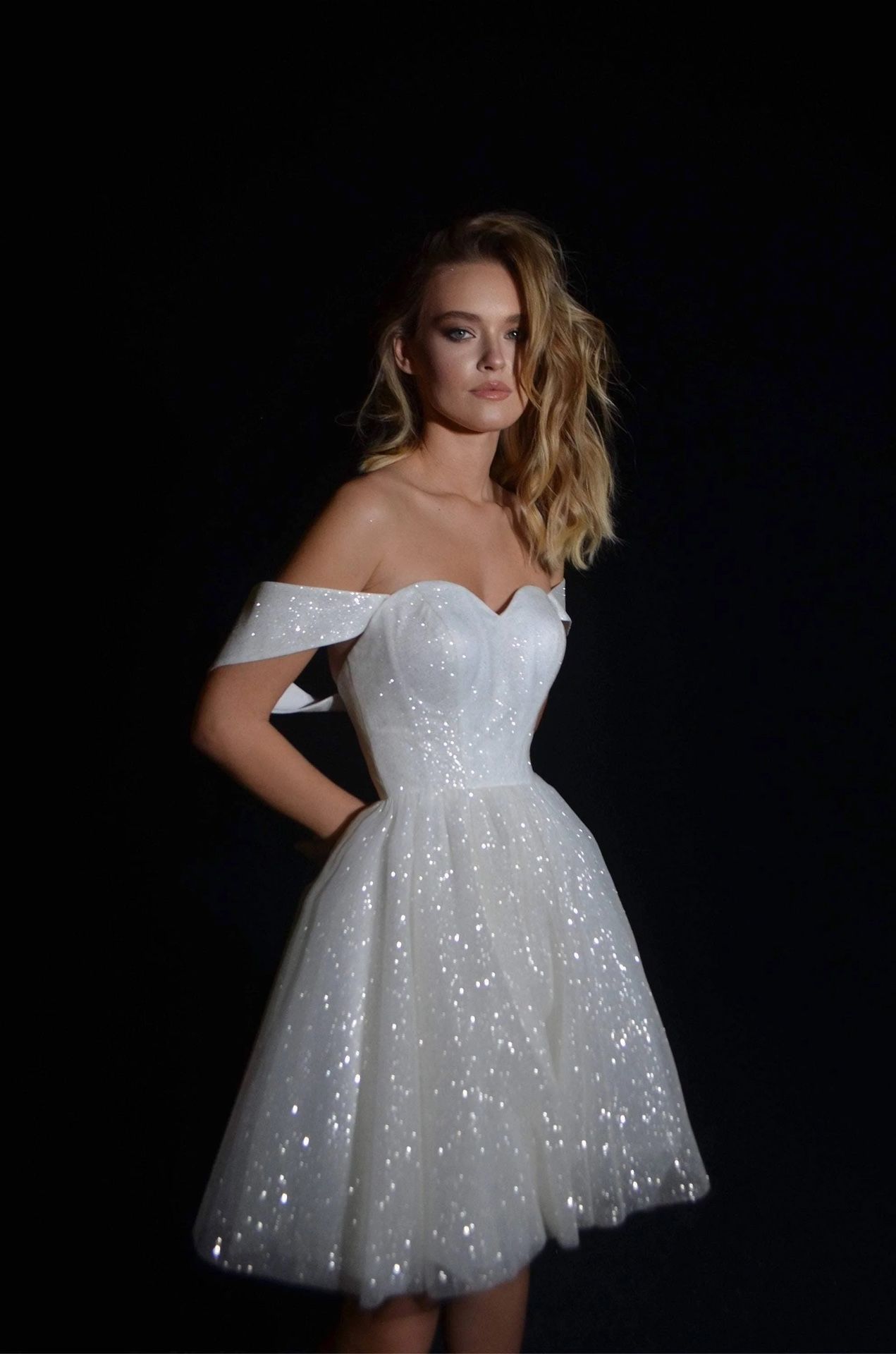Olivia Bottega Milana Short Sparkly Wedding Dress Size OB14/US10