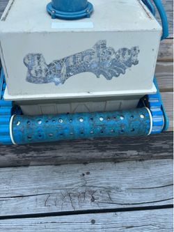 AQUABOT ROBOT POOL CLEANER