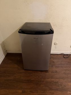 Whirlpool Mini Fridge