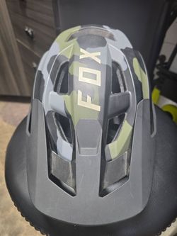 Mountain Bike Fox helmet in great condition 👍🏽