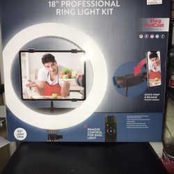 18” vivitar professional ring light kit **Welcome Local Pick Up**