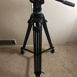 SIRUI  Heavy Duty Tripod