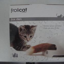 Frolicat - Fox Den - (New) - Motorized Cat Toy