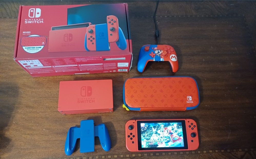 Nintendo Switch (Mario Red & Blue Edition)