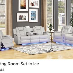 Sofa-Loveseat & Recliner Set (Take It Home In Payments/ llévatelo a casa en pagos) 