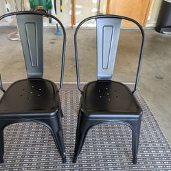 MATTE BLACK METAL CHAIRS