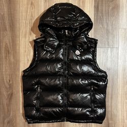 Men’s Vest Size large And XL