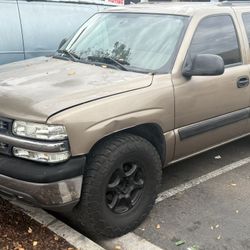 2004 Chevrolet Suburban
