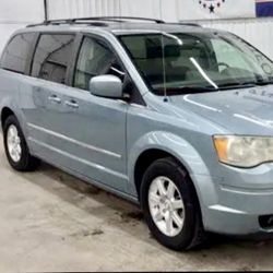 2009 Chrysler Town & Country