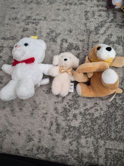 3 Plushies
