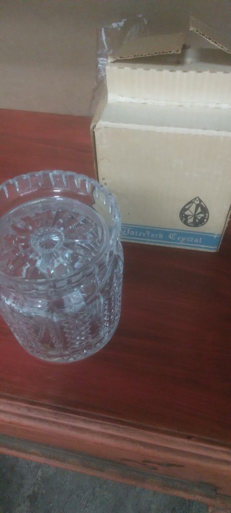 WATERFORD CRYSTAL HONEY OR CONDIMENT JAR WITH LID