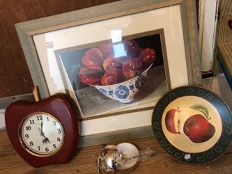 Exquisite apple motif. Apple Painting, Apple collectible plate apple clock apple Silver sugar container and a spoon