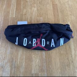 New Nike Jordan Fanny Pack Crossbody Bag Hip Waist Belt Black