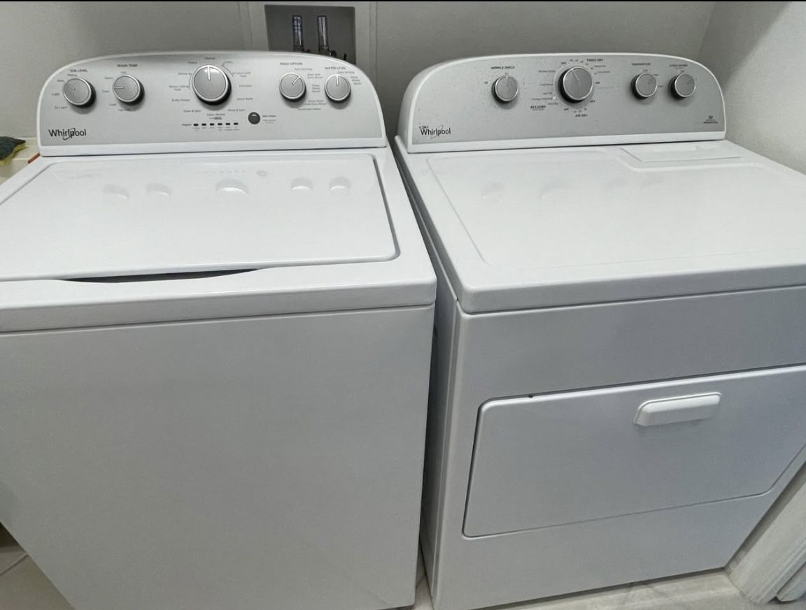 Excellent Condition Whirlpool W/D