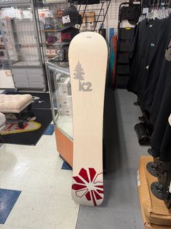 K2 Luna 142 snowboard certified with warranty located at Sin city snowboards