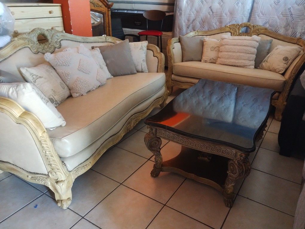 Sofa Set And Table 