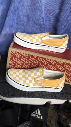 Vans classic slip- on sneakers size Men 4.5 or women 6