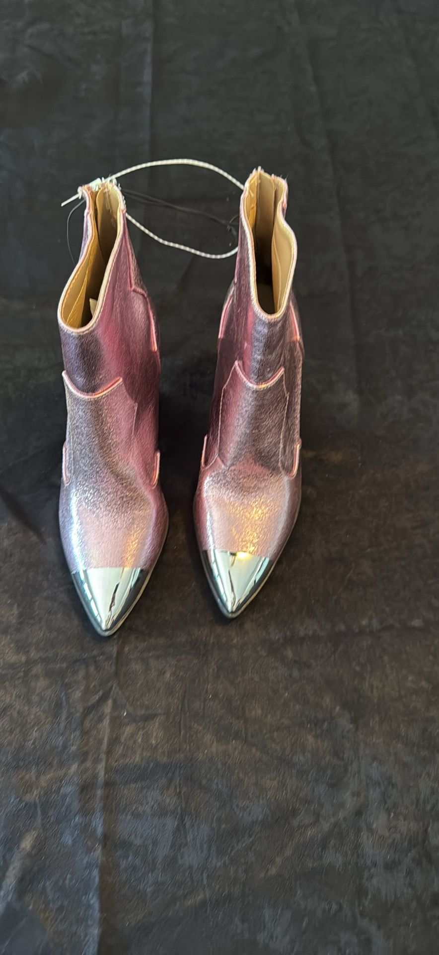 🔥🔥BRAND NEW Metallic Barbie Pink Cowgirl Steel Toe Ankle Boots (Never Worn!) Size 8