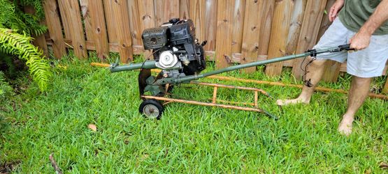 Predator 420cc Long Tail Mud Motor....No tail