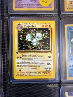 Magneton 1st Edition Fossil Holo Pokémon Card