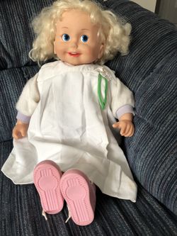 Vintage 1986 Cricket Doll with Accessories