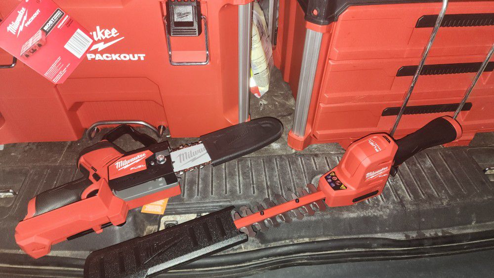 Milwaukee Chainsaw And Trimmer M12