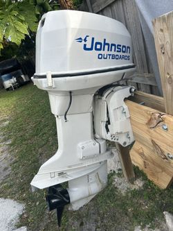 115 Johnson 20” Bad Compression Right Side
