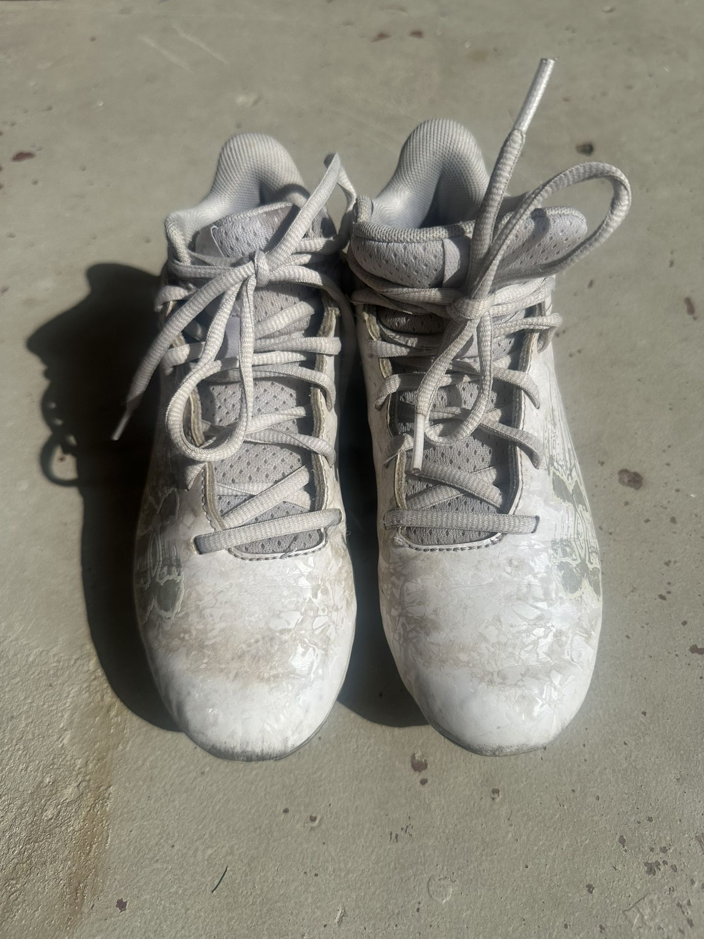 Under Armour Youth Cleats 2.5