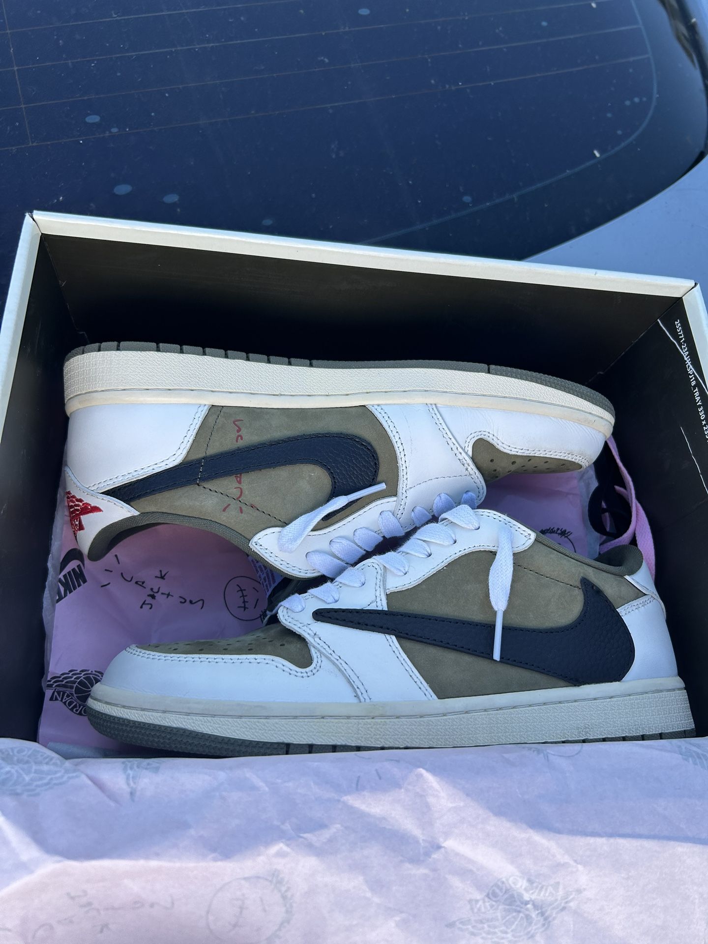 Jordan 1 Low Travis Scott Medium Olive 9.5