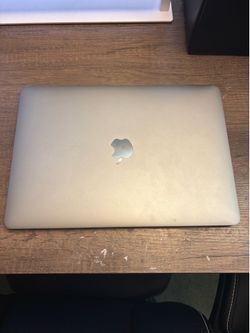 Used MacBook Pro Laptop