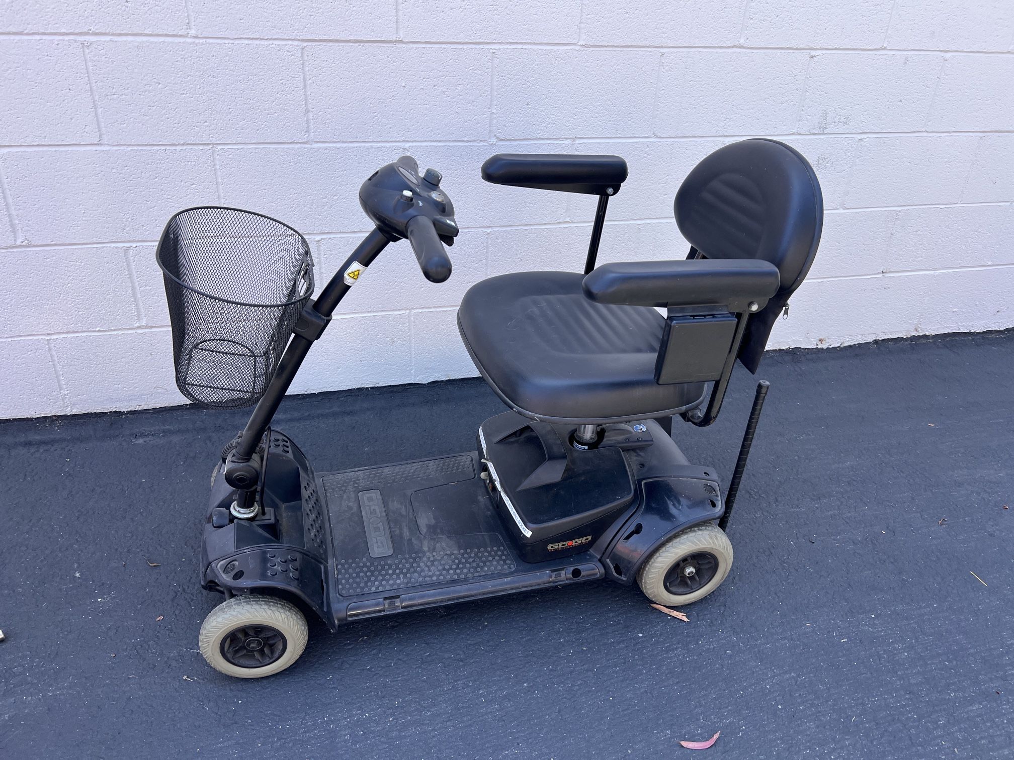 Go Go Elite Traveler Motorized Scooter