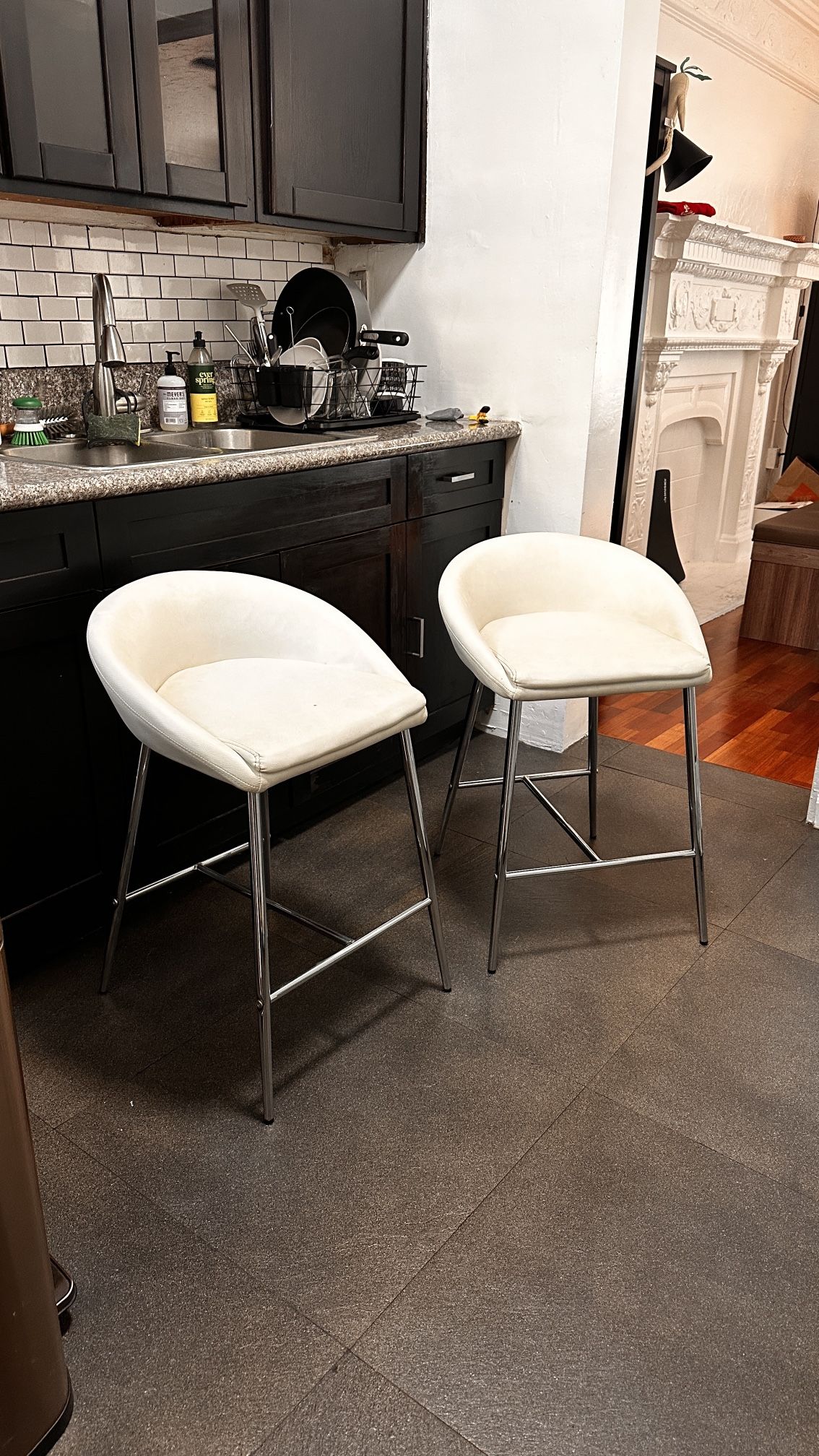 White Modern Bar Stools Synthetic Leather