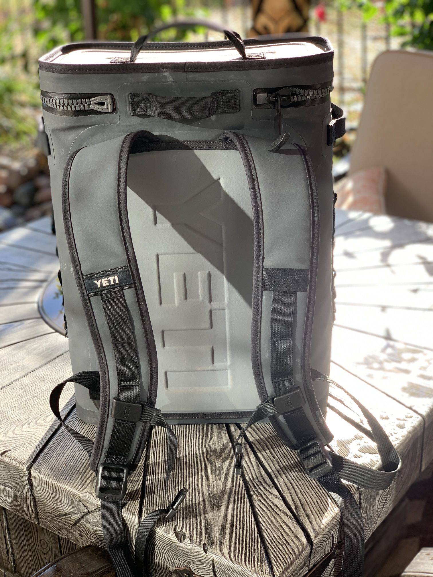 YETI Backflip 24 Soft Cooler Backpack for Sale in San Diego, CA OfferUp