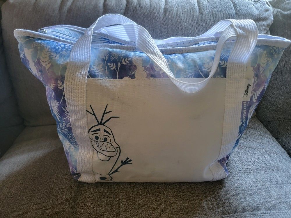Brand New Disney  Frozen 2 Olaf insulated cooler tote bag